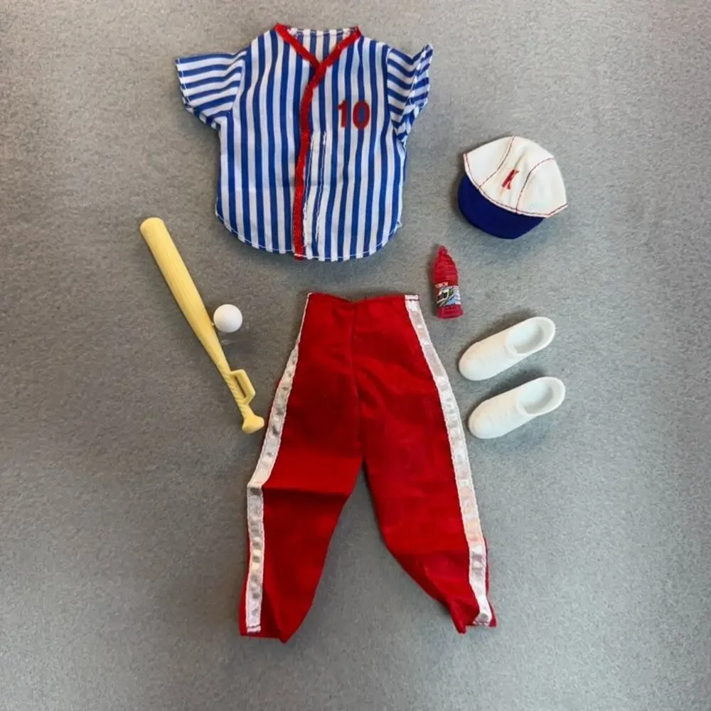1998 Mattel Barbie Ken Sporting Life Fashions Clothing Baseball 68694